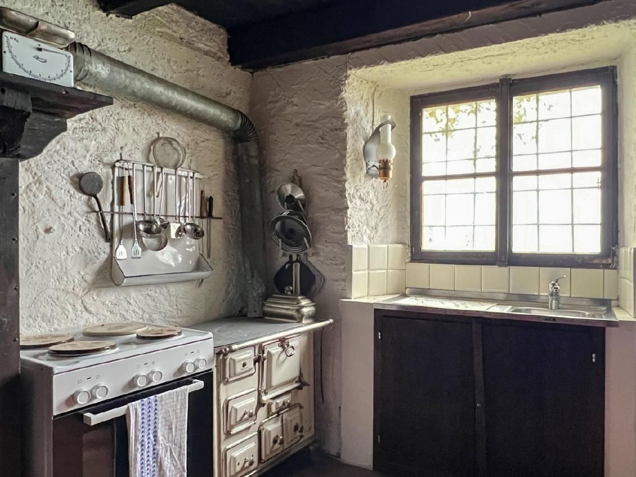 Kühlschrank, Kochgeschirr/Geschirr/Besteck