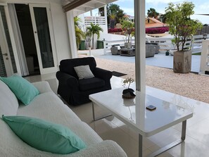 Terrace/patio - Schöne Familienwohnung mit großer Veranda in Curacao Jan Thiel by Interhome (Jan Thiel)