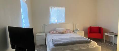 Internet, bed sheets