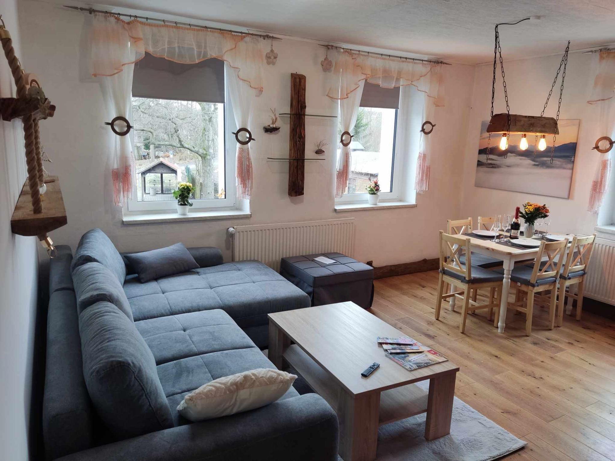 Télévision, cheminée