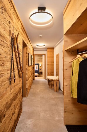Internet - Das luxuriöse Chalet-Apartment by Interhome (See)