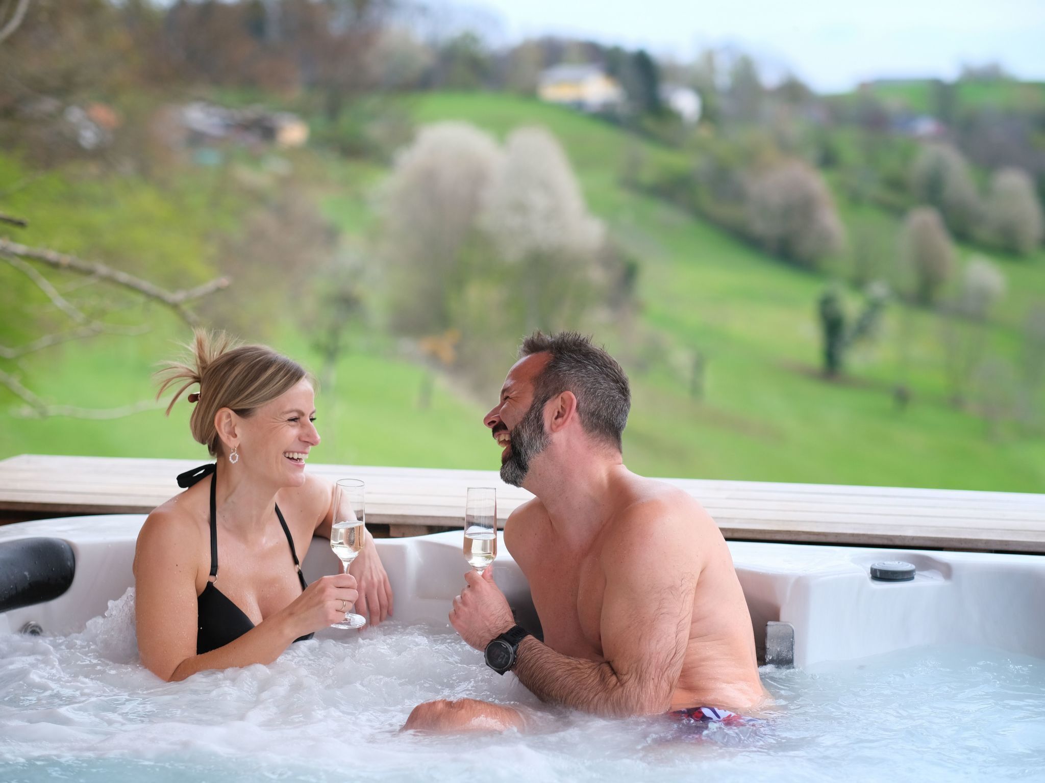 Bañera de hidromasaje exterior