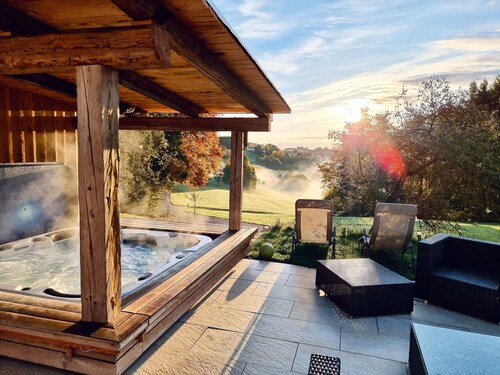 Appartement Apollo in der Wohlfühloase am Trausdorfberg mit Sauna Whirlpoolnutz by Interhome
