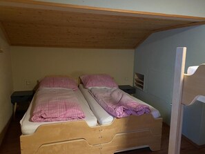 4 bedrooms, Internet