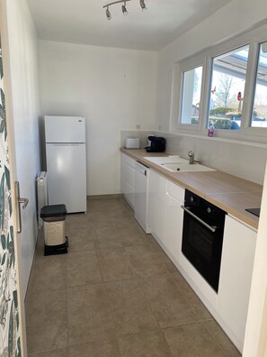 Ofen, Herdplatte, Geschirrspüler