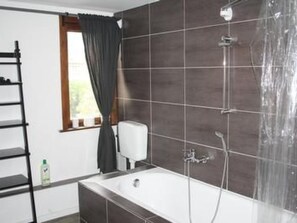 Bathroom - in Wernigerode mit Garten by Interhome (Wernigerode)