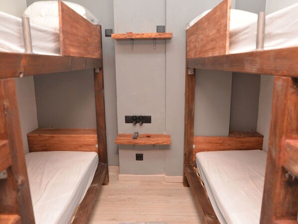 6 chambres, accès à Internet