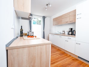 Fridge, microwave, oven, dishwasher - Stadtblick by Interhome (Quedlinburg)