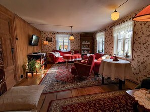 Télévision, cheminée