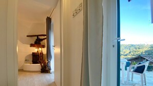 Unclassified image, 2 of 39, button - Casa Rosa Tre, 45 Quadratmeter Wohnung und Parkplatz by Interhome (Rapallo)