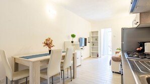 Unclassified image, 3 of 39, button - Casa Rosa Tre, 45 Quadratmeter Wohnung und Parkplatz by Interhome (Rapallo)