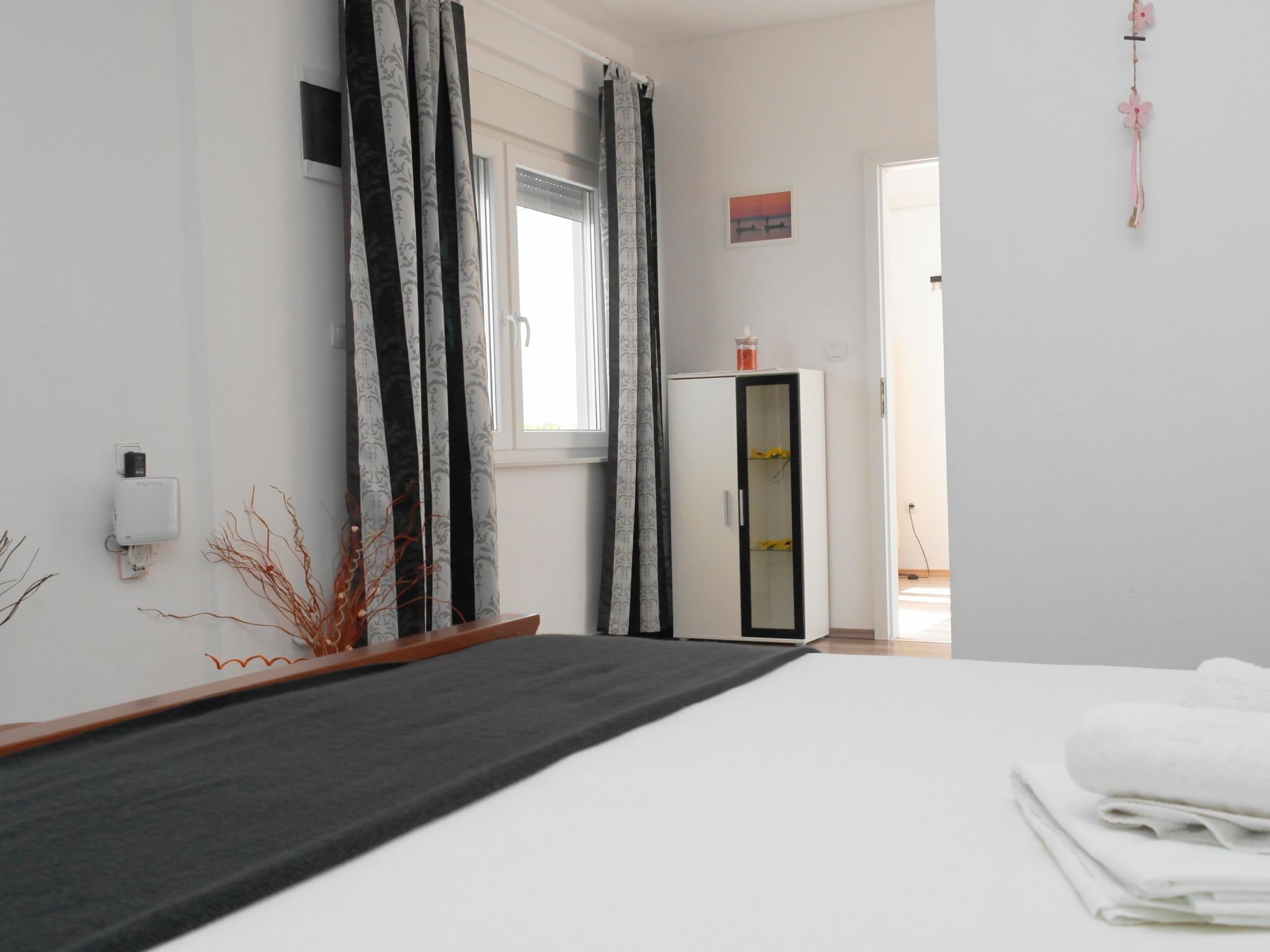 2 bedrooms, internet