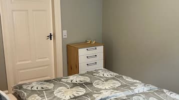 2 bedrooms, Internet