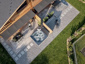 Outdoor dining - My Chalet by Interhome (Meiringen)