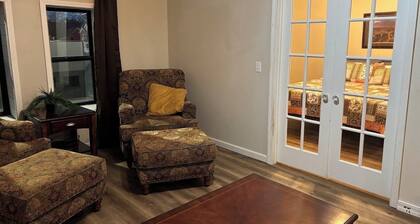 Cattlemen’s Quarters 3 Bed 2 Bath Apartment