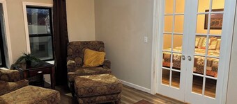 Cattlemen’s Quarters 3 Bed 2 Bath Apartment