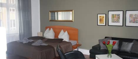 1 camera, accesso a Internet