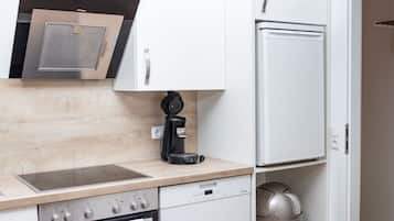 Réfrigérateur, four, lave-vaisselle