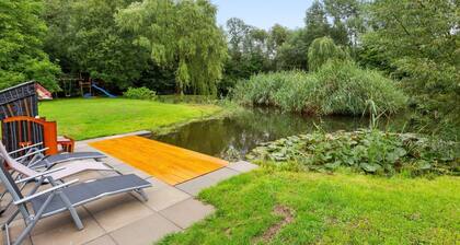 mit naturnahen Badeteich by Interhome