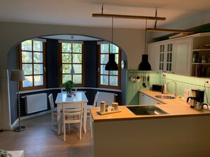 Fridge, microwave, oven, dishwasher - Seerose by Interhome (Bleckede)