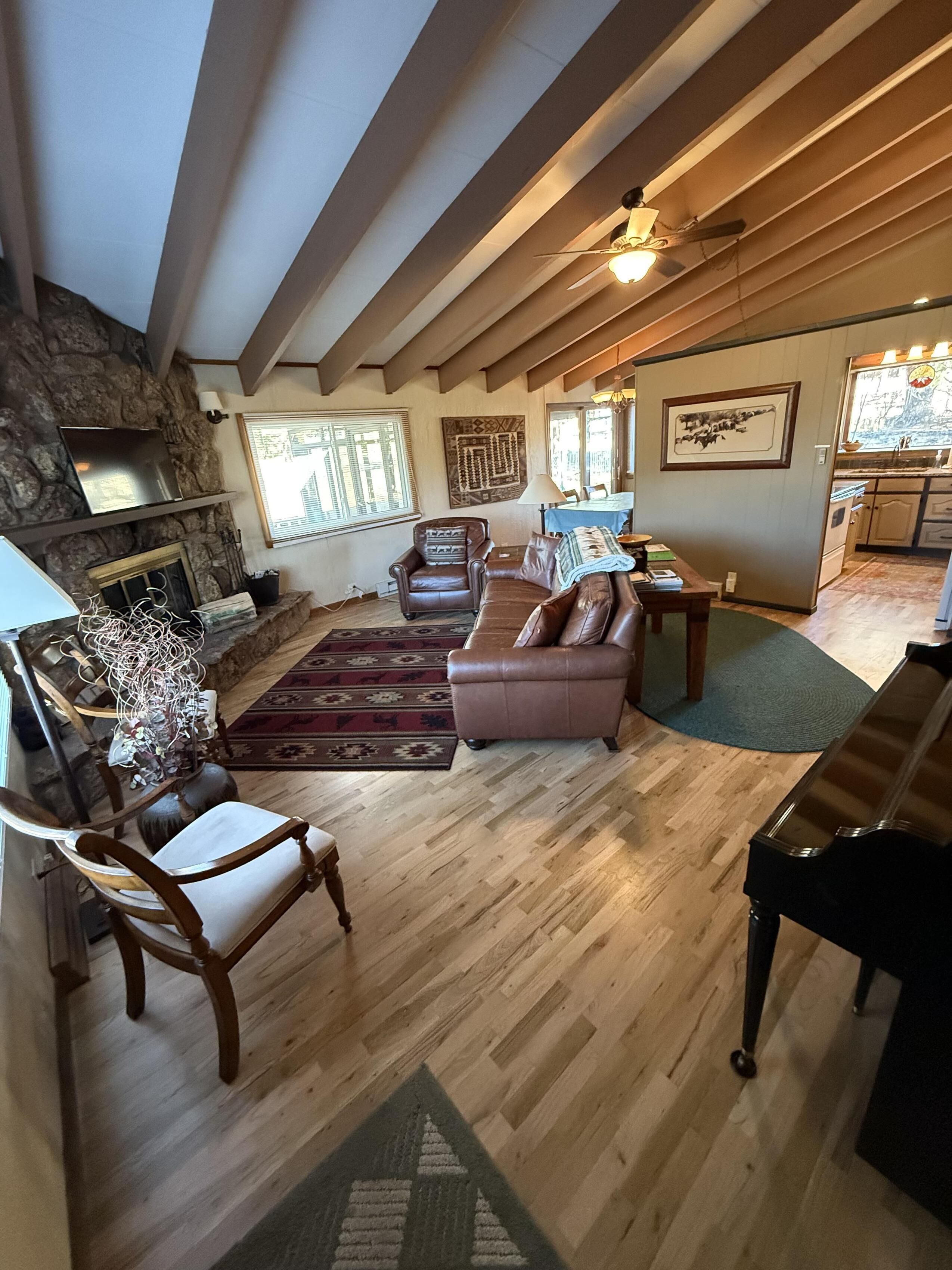 Smart TV, fireplace, DVD player, books