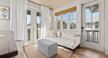 Carriage House, Sleeps 4, Walk to Rosemary & Beach