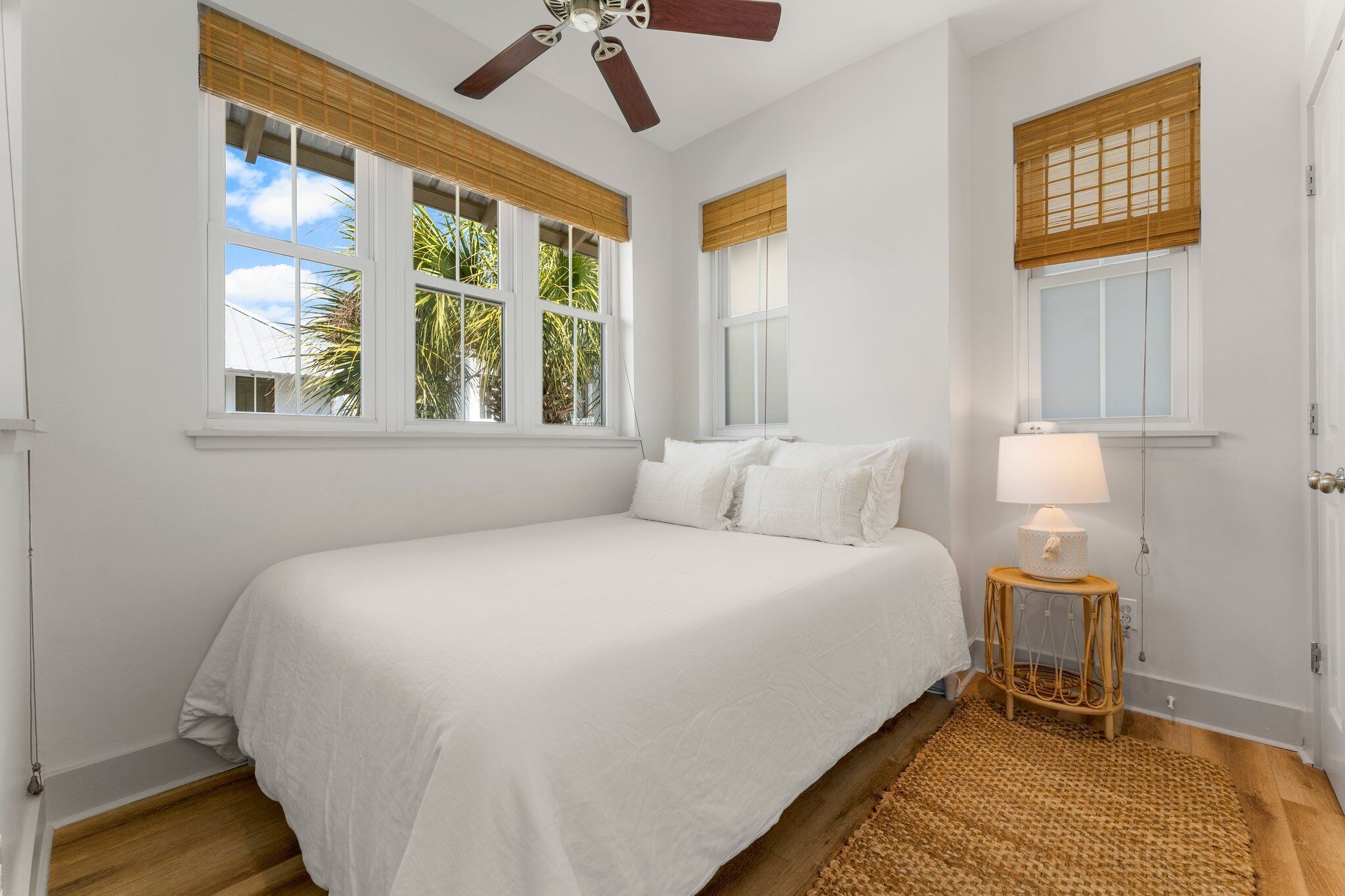 1 bedroom, travel cot, free WiFi, bed sheets