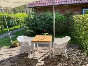 Outdoor dining - Großzügiges Studio in einem kleinen Fachwerkhaus by Interhome (Dömitz)