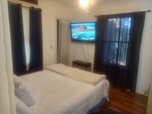 2 dormitorios, tabla de planchar con plancha, wifi y ropa de cama