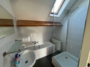 Bathroom - Familienfreundliches Ferienhaus in Zeeland by Interhome (Wemeldinge)