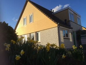 Exterior - Familienfreundliches Ferienhaus in Zeeland by Interhome (Wemeldinge)