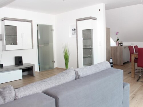 Nettes Ferienhaus in Hemfurth-Edersee mit Großer Terrasse by Interhome
