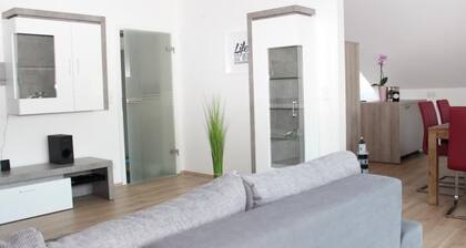 Nettes Ferienhaus in Hemfurth-Edersee mit Großer Terrasse by Interhome