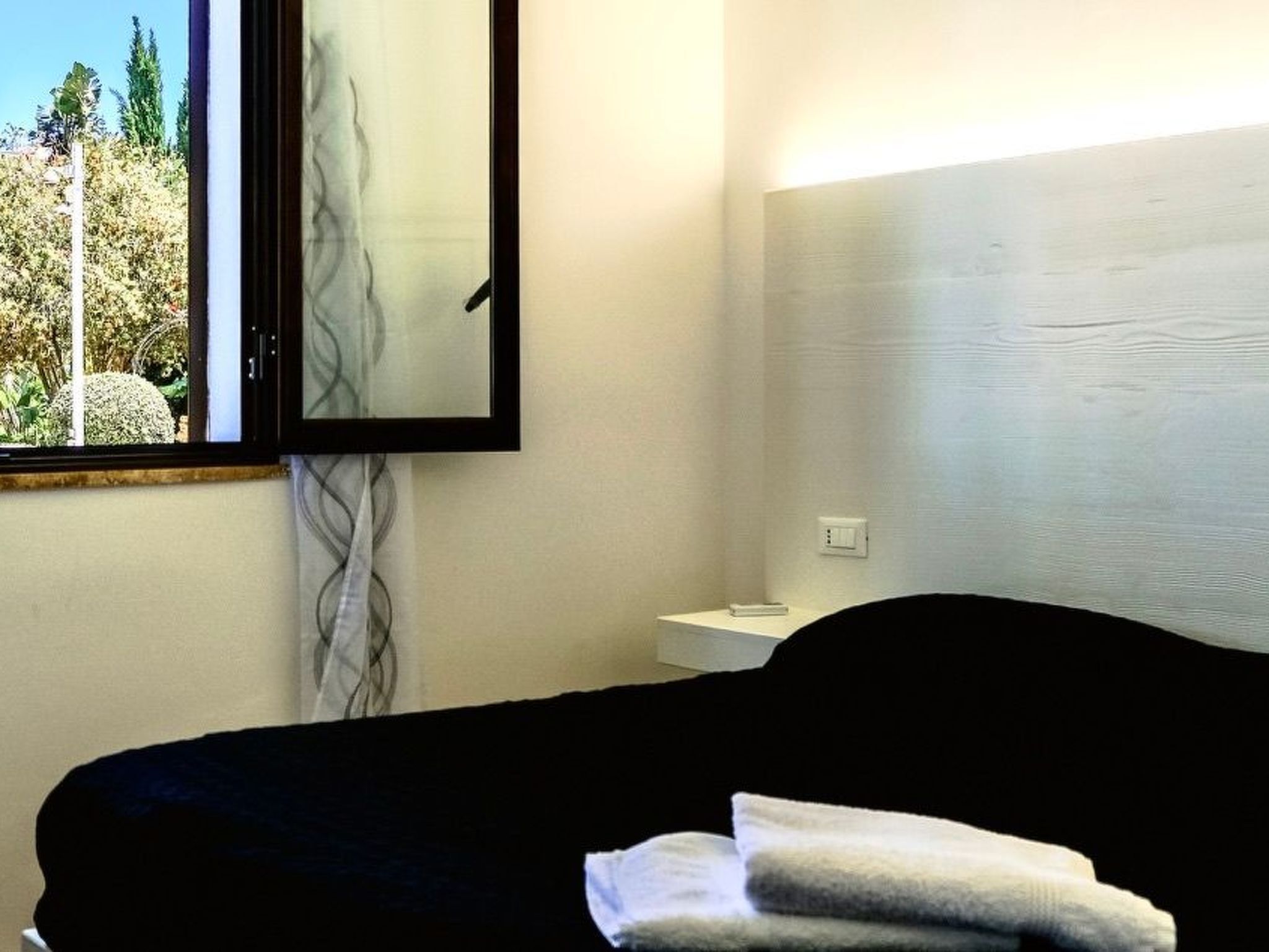 Wohnung Glicine Mit Schwimmbad Und Meerblick By Interhome - Balestrate