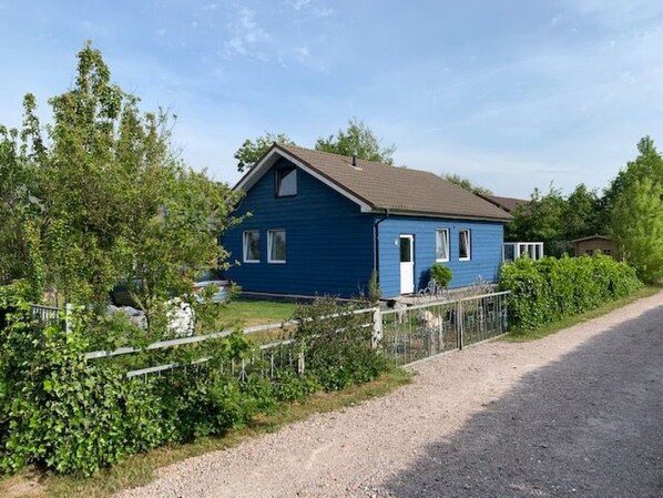 Exterior - mit Garten, Grill und Terrasse by Interhome (Julianadorp aan zee)