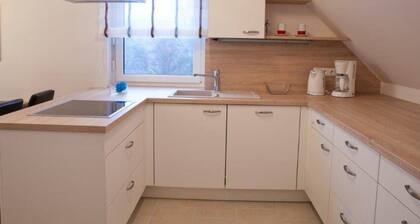 Komfortable Ferienwohnung in Stubenberg Am See mit Garten by Interhome