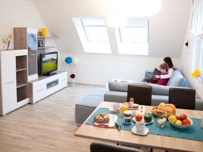 Komfortable Ferienwohnung in Stubenberg Am See mit Garten by Interhome