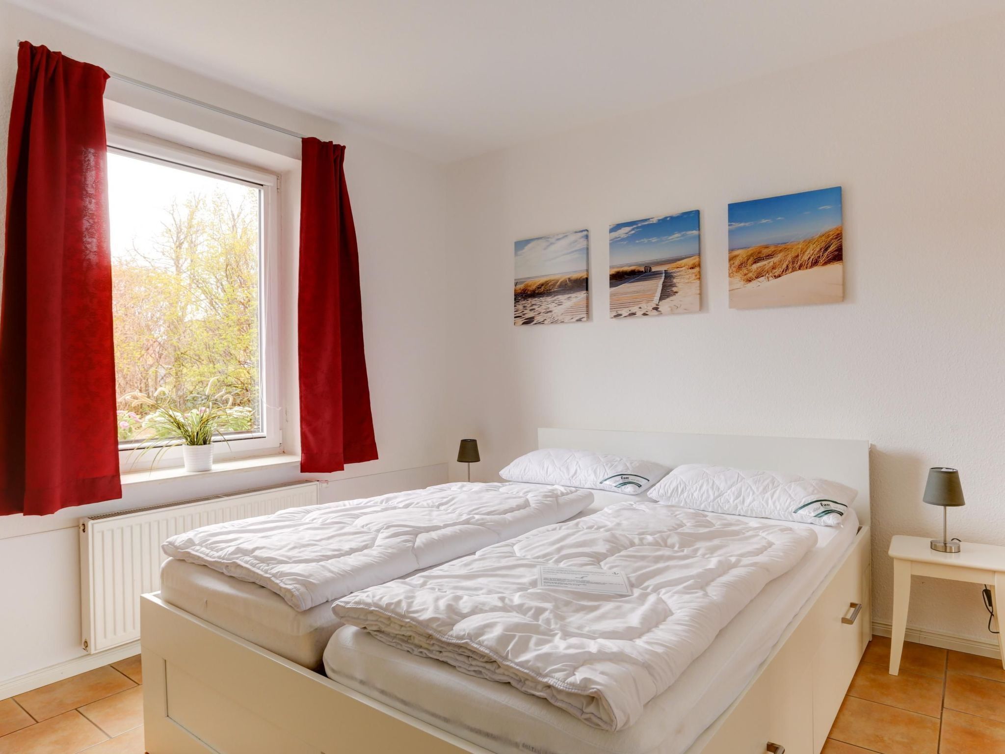 1 多间卧室、上网接入