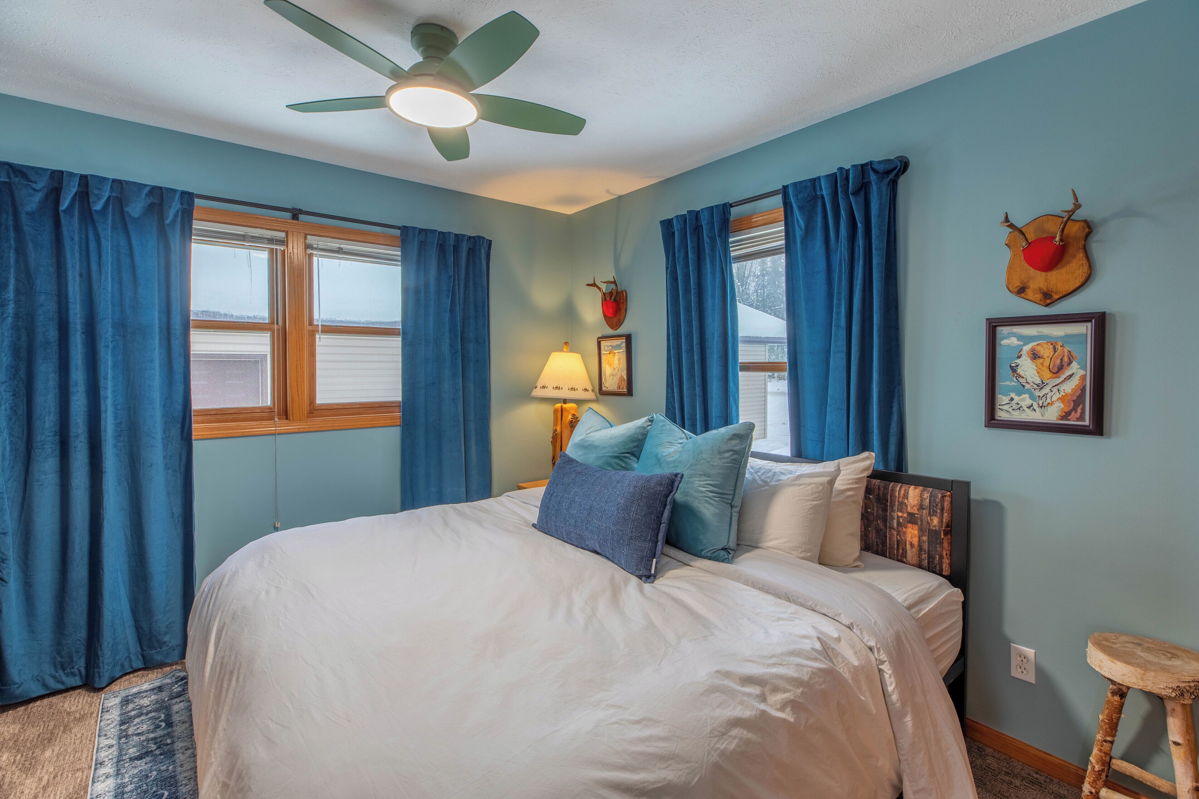 3 bedrooms, desk, free WiFi, bed sheets