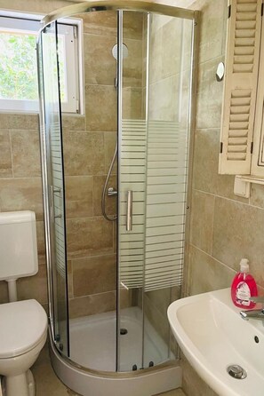 Bathroom - Haus Skandevik by Interhome (Groß Stresow)
