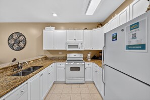 Interior - World Tour 1009-203 (Myrtle Beach)