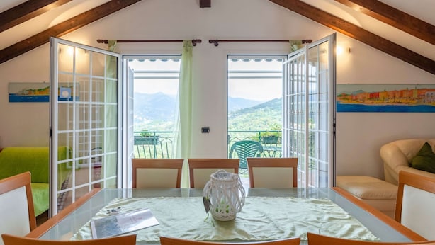 Interior - Ca du Pescou Charmantes Dachgeschoss in San Massimo by Interhome (Rapallo)