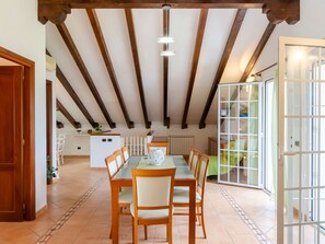 Dining - Ca du Pescou Charmantes Dachgeschoss in San Massimo by Interhome (Rapallo)