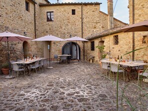 Outdoor dining - La Torre by Interhome (Volterra)