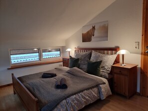 Internet - Urlaub auf dem Reithof mit Klavier by Interhome (Großefehn)