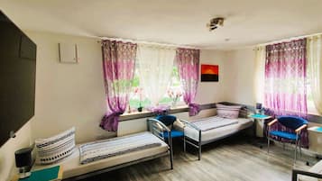 2 bedrooms, Internet