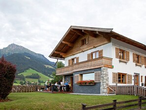 Esterni
