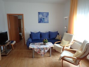 Living area - Gemütliche Ferienwohnung in der Lüneburger Heide by Interhome (Sprakensehl)
