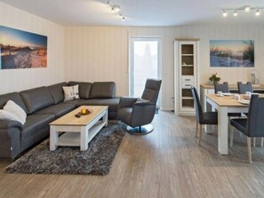 Living area - Tillmann Stadtlounge by Interhome (Norden)
