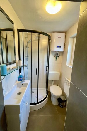 Bathroom - Bungalow Hitra by Interhome (Groß Stresow)